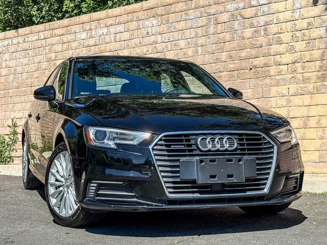 Used 2017 Audi A3 e-tron Premium image 4