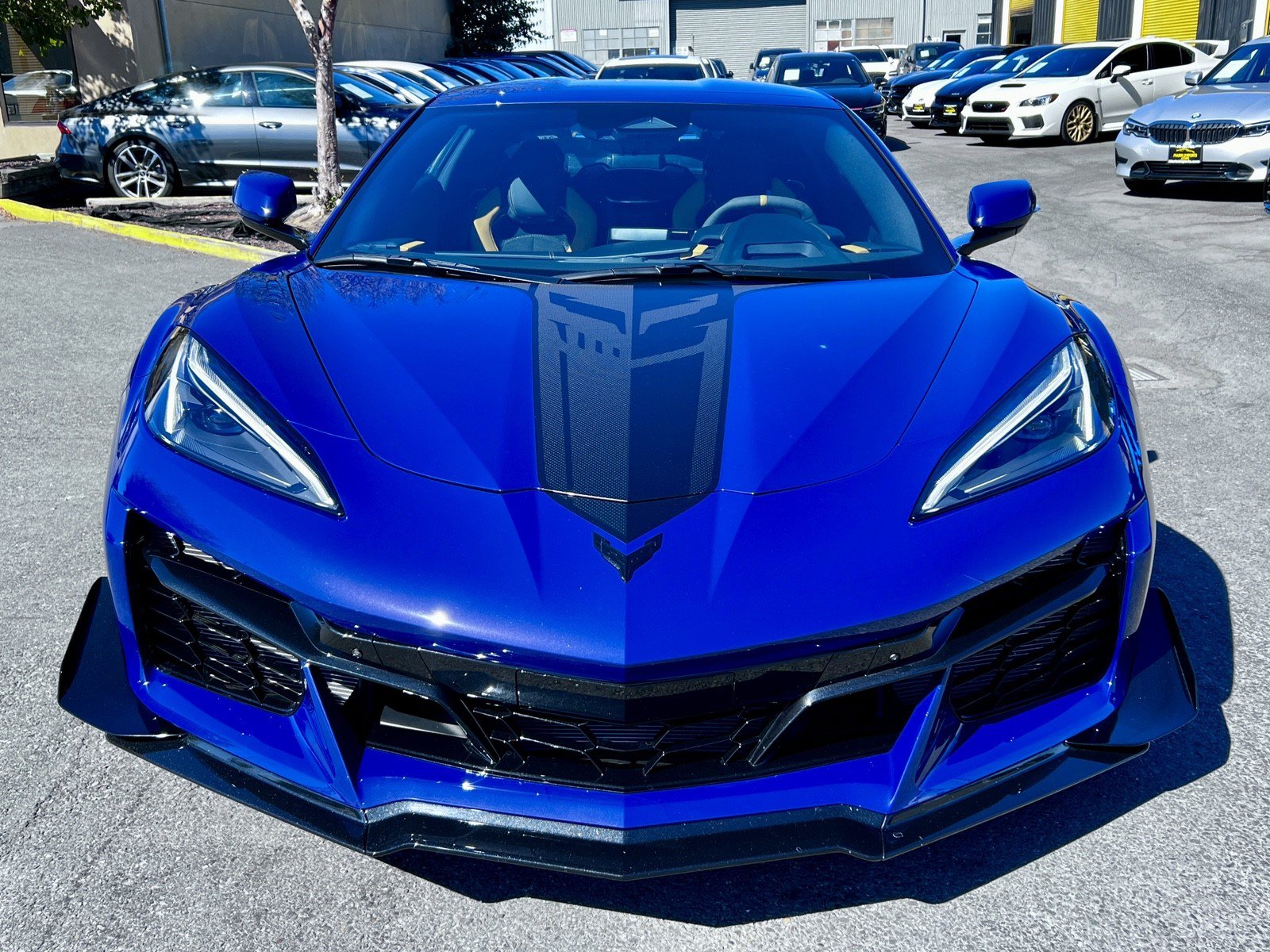 Used 2025 Chevrolet Corvette Z06 w/ Z07 Performance Package RWD image 2
