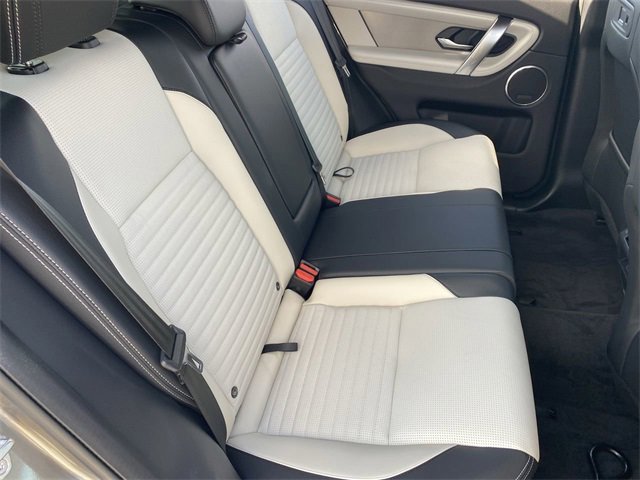 Used 2025 Land Rover Discovery Sport Dynamic SE image 12