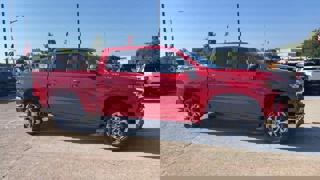 New 2025 Chevrolet Silverado 1500 LT image 2