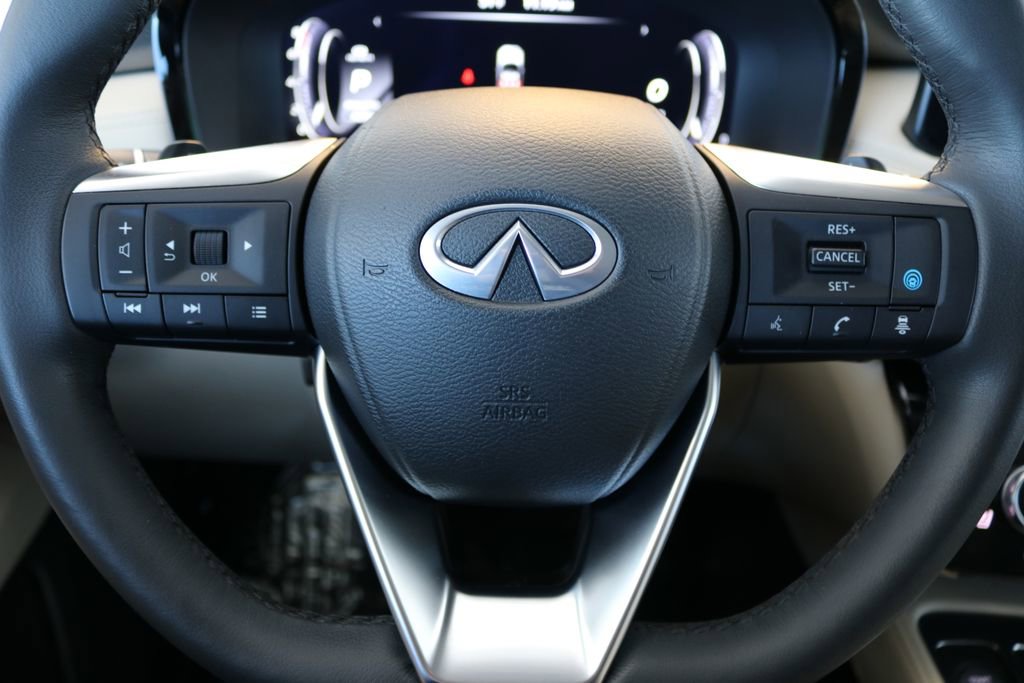 Certified 2025 INFINITI QX60 Luxe image 45