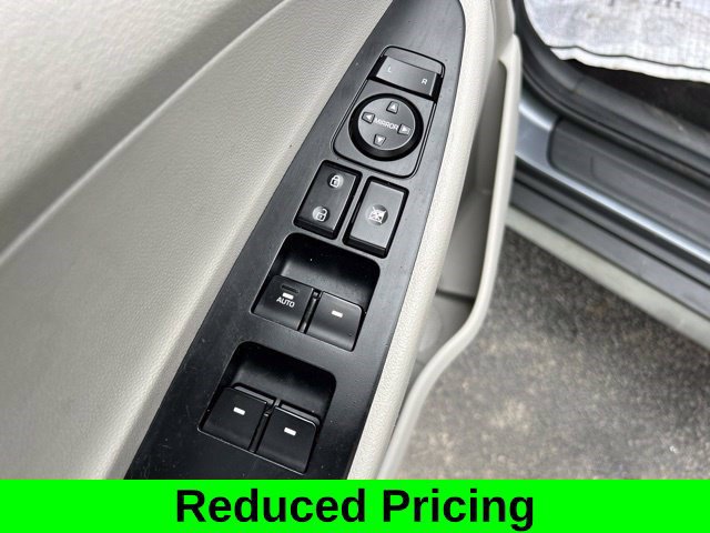 Used 2021 Hyundai Tucson SEL w/ Cargo Package AWD/4WD image 12