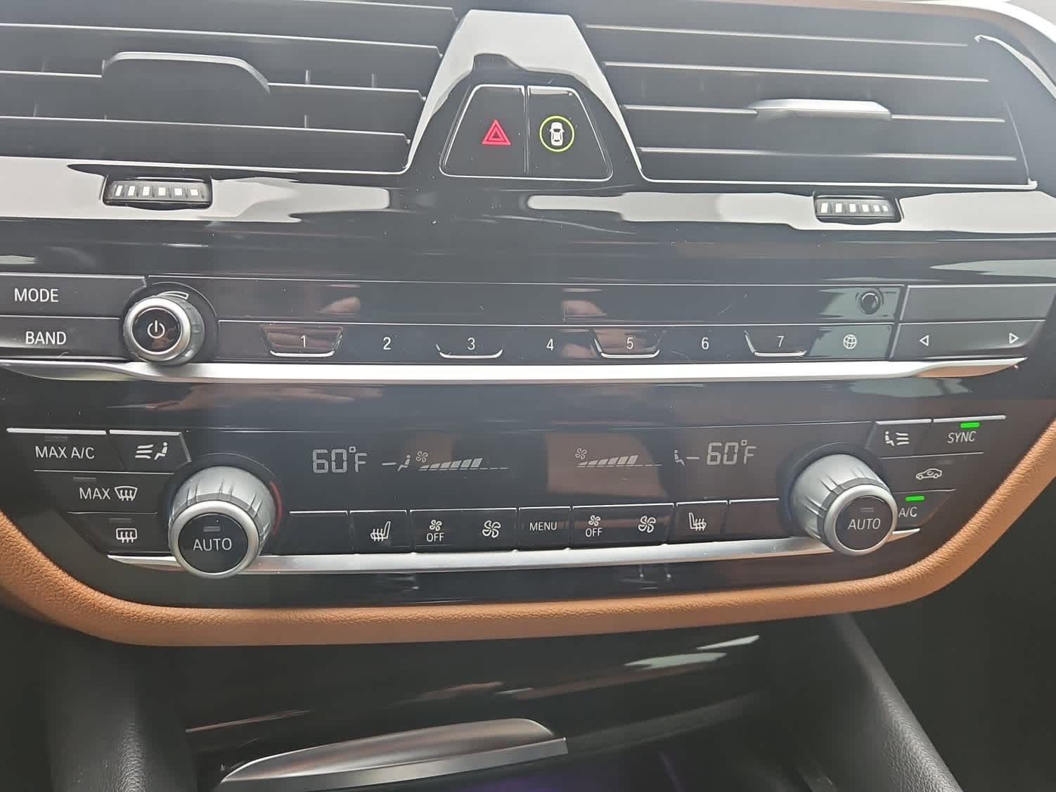 Used 2021 BMW 530i w/ Premium Package RWD image 17