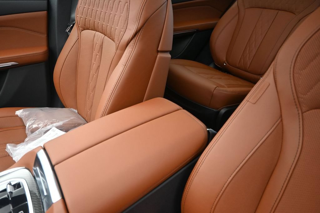New 2027 BMW X7 M60i AWD/4WD image 14