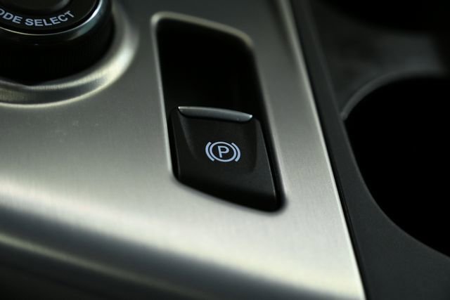 Used 2016 Chevrolet Corvette Stingray Coupe w/ 3LT Preferred Equipment Group image 32