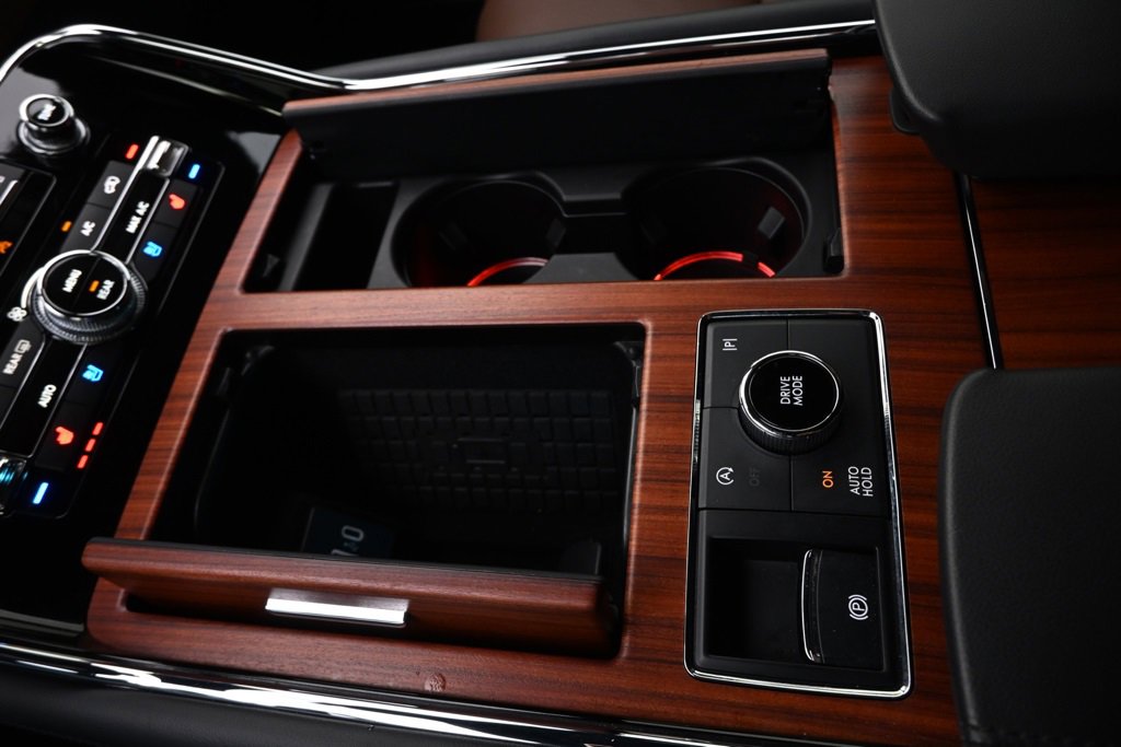 Certified 2024 Lincoln Navigator Reserve w/ Equipment Group 201A image 32