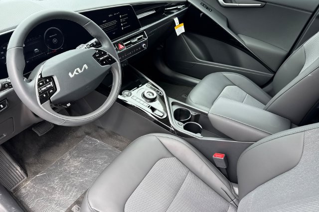 New 2026 Kia Niro Wind FWD image 11