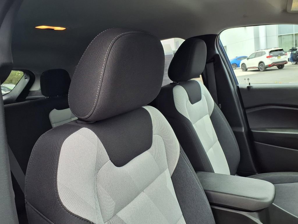 Used 2024 Chevrolet Trax LS w/ LS Convenience Package FWD image 19