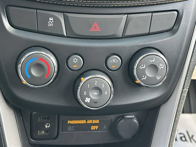 Certified 2020 Chevrolet Trax LT w/ LT Convenience Package AWD/4WD image 25