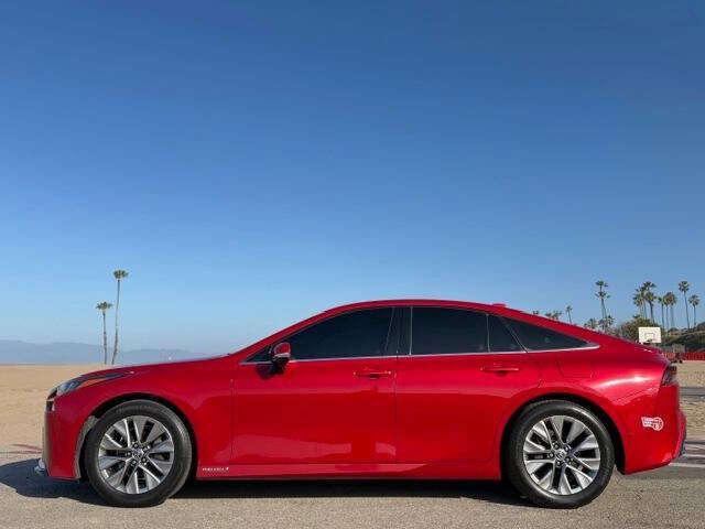 Used 2023 Toyota Mirai w/ Advanced Technology Package RWD image 2
