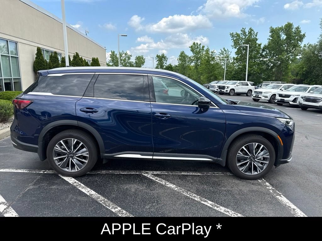 Certified 2026 INFINITI QX60 Luxe w/ Cargo Package AWD/4WD image 3