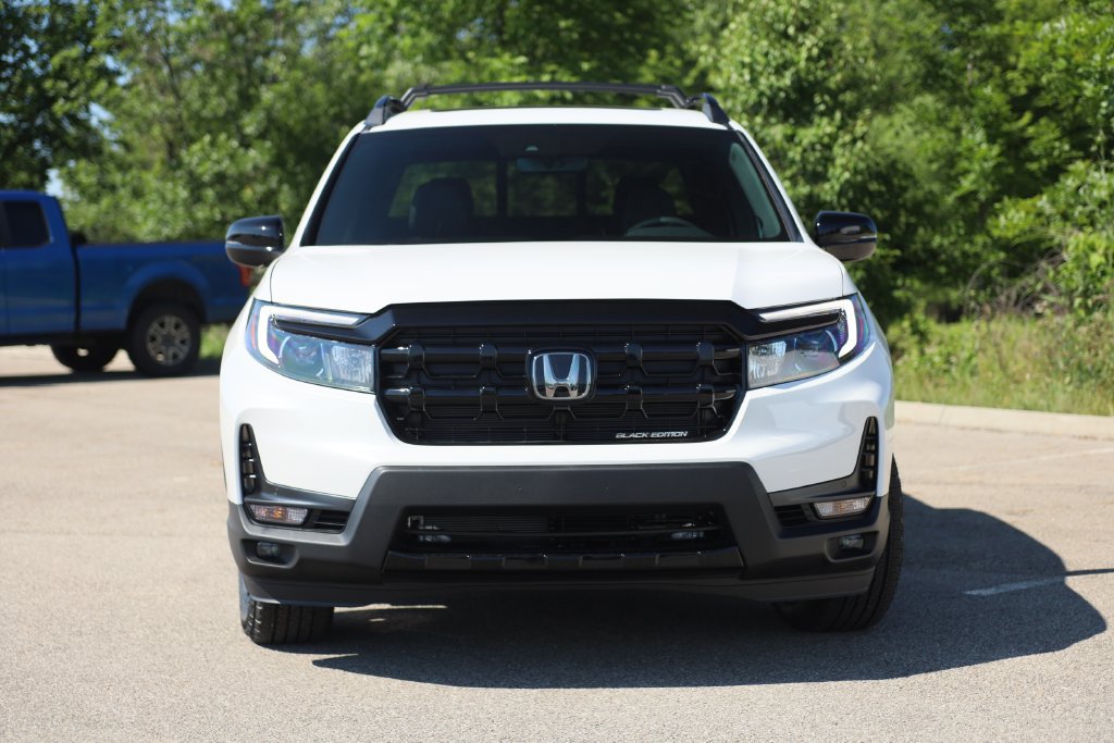 New 2026 Honda Ridgeline Black Edition image 2