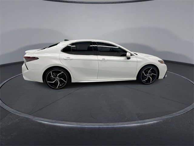 Used 2022 Toyota Camry XSE image 9