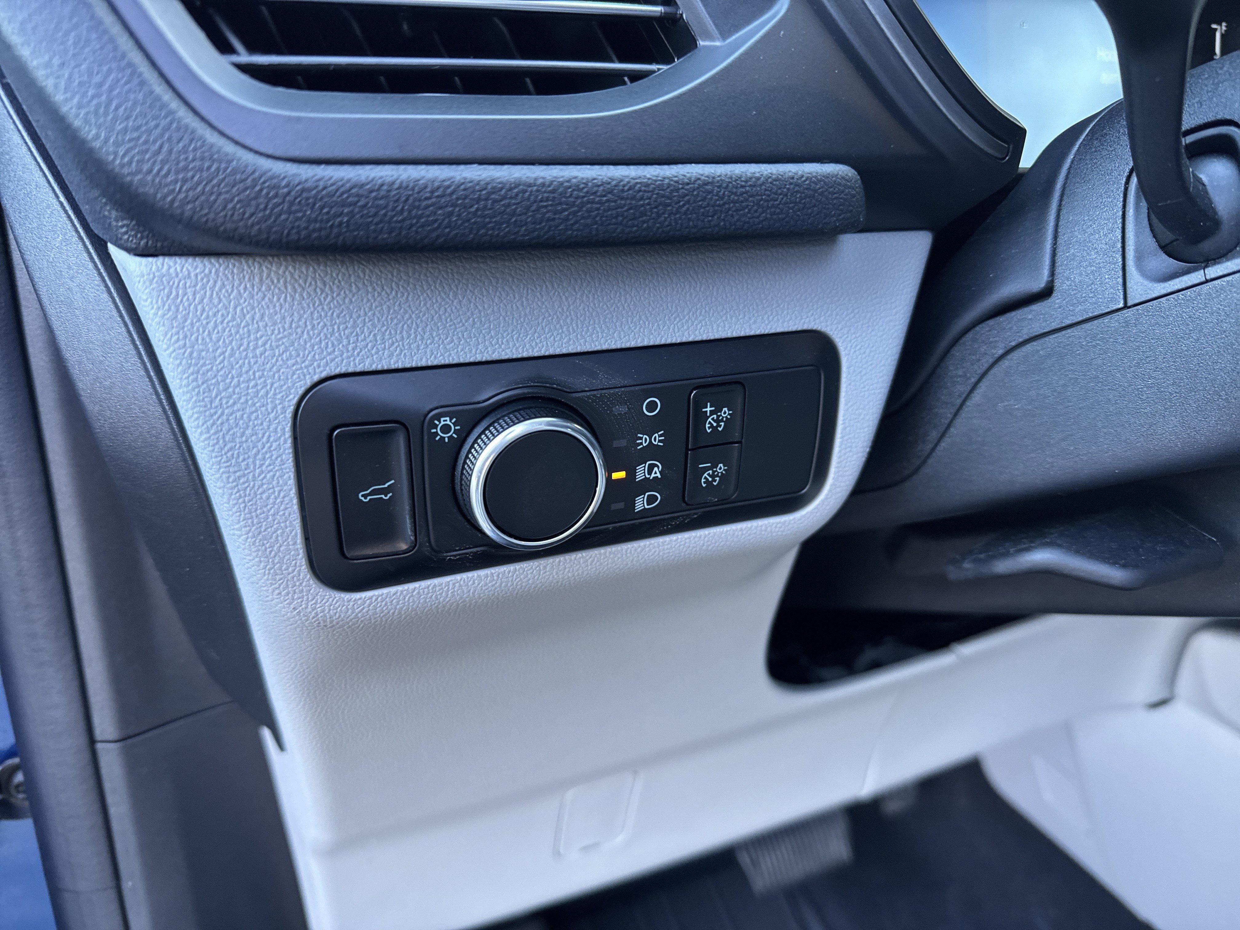 Certified 2023 Ford Escape Active AWD/4WD image 31