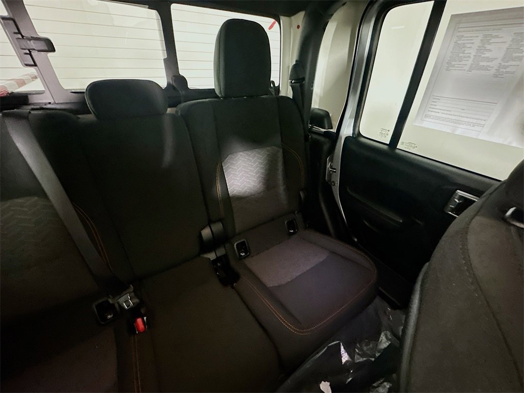 Used 2023 Jeep Gladiator Mojave w/ Cold Weather Group image 14