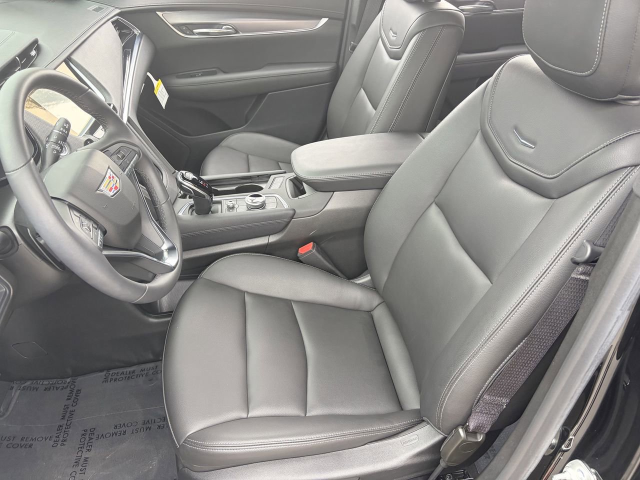 Certified 2025 Cadillac XT6 Luxury FWD image 20