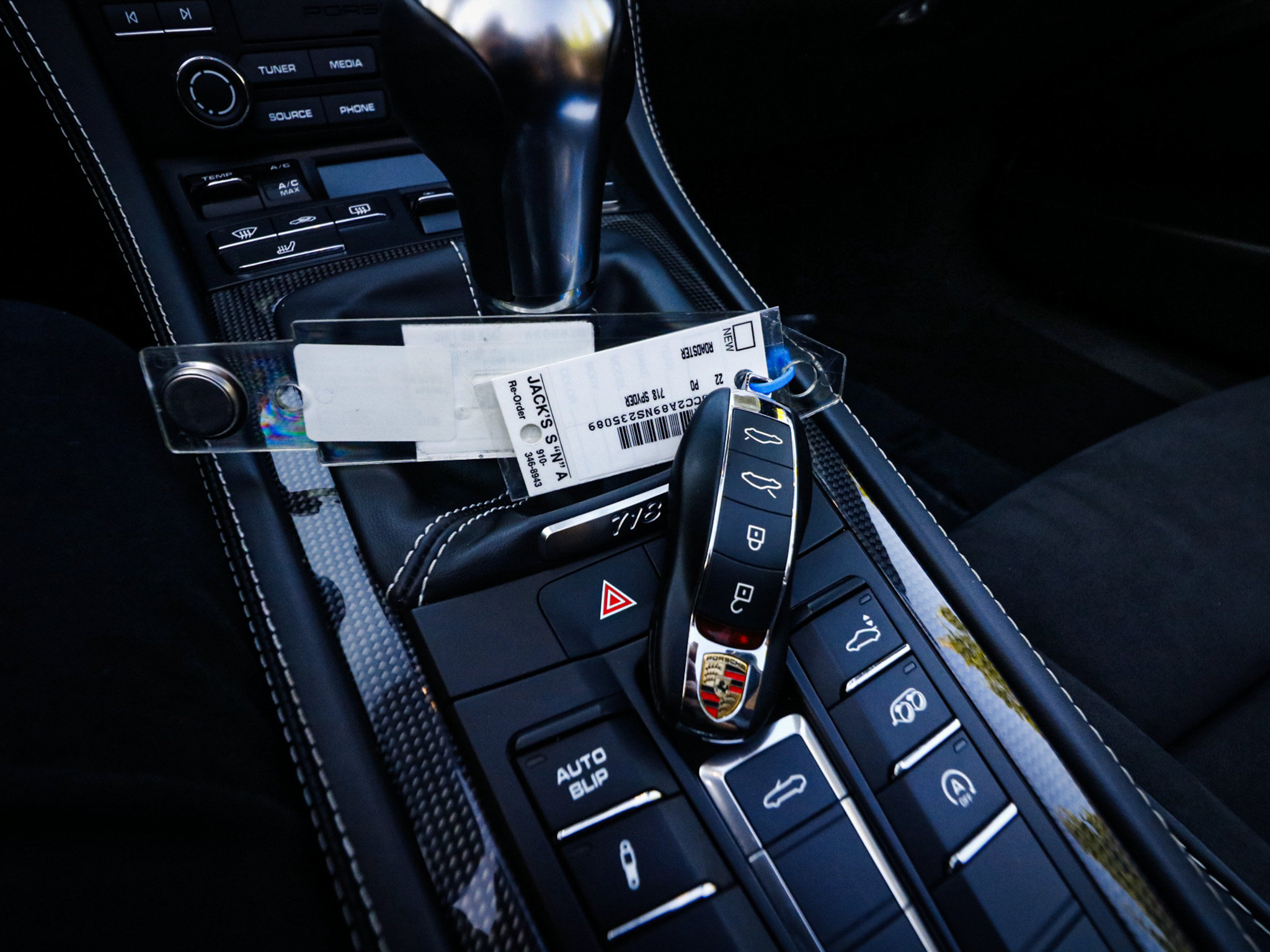 Used 2022 Porsche 718 Boxster Spyder RWD image 35