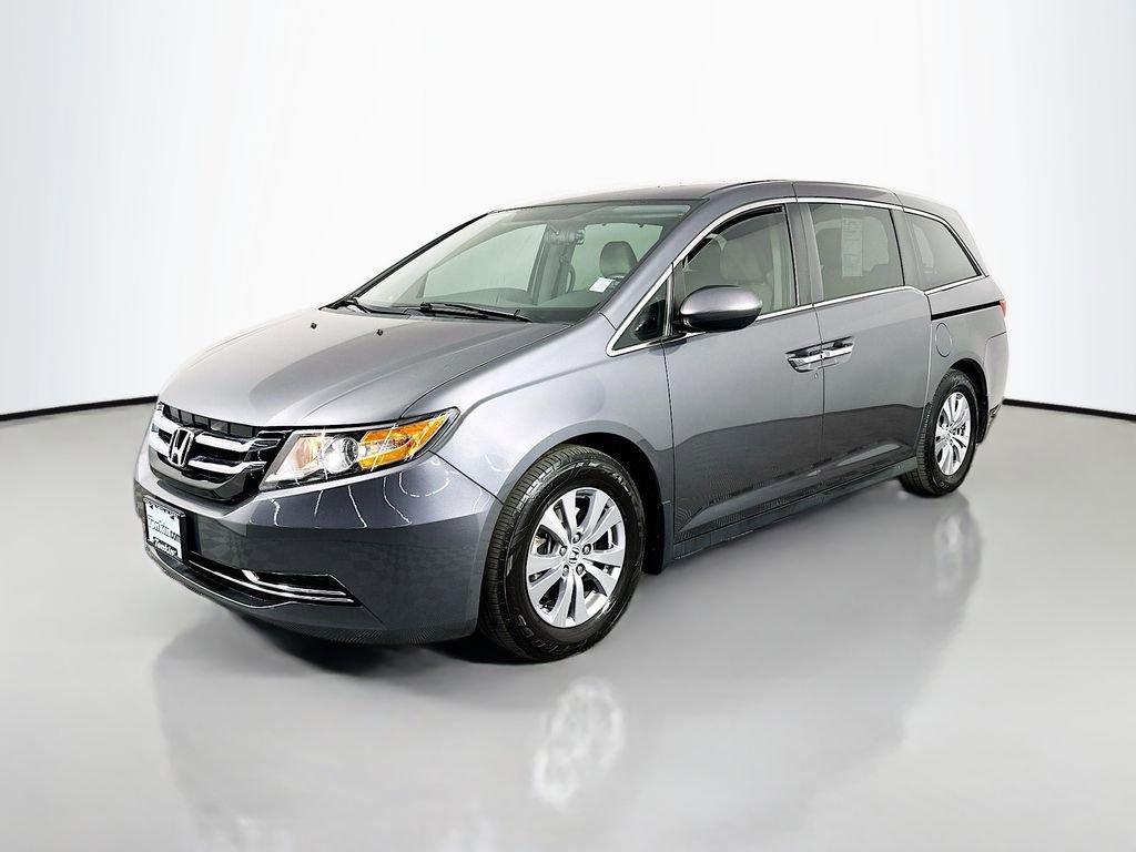 Used 2017 Honda Odyssey SE image 4