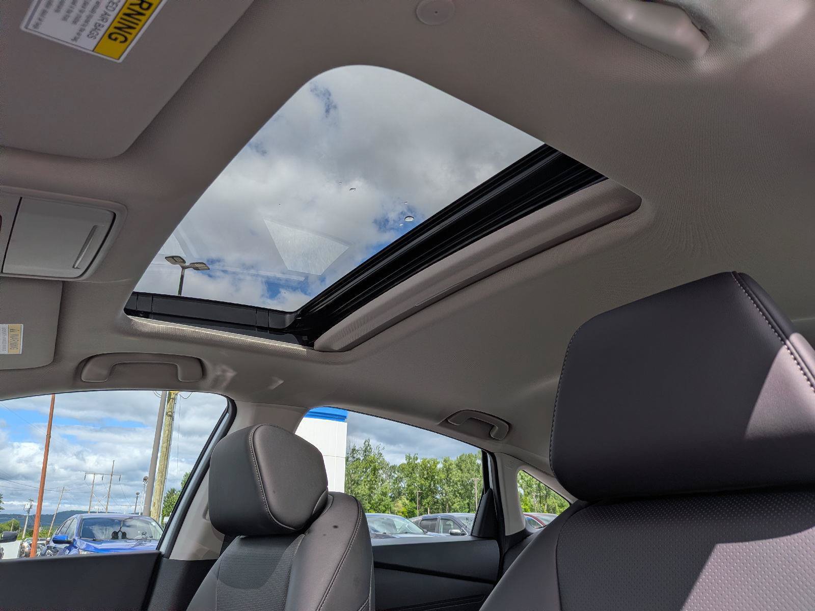 Certified 2025 Honda Accord EX-L image 14