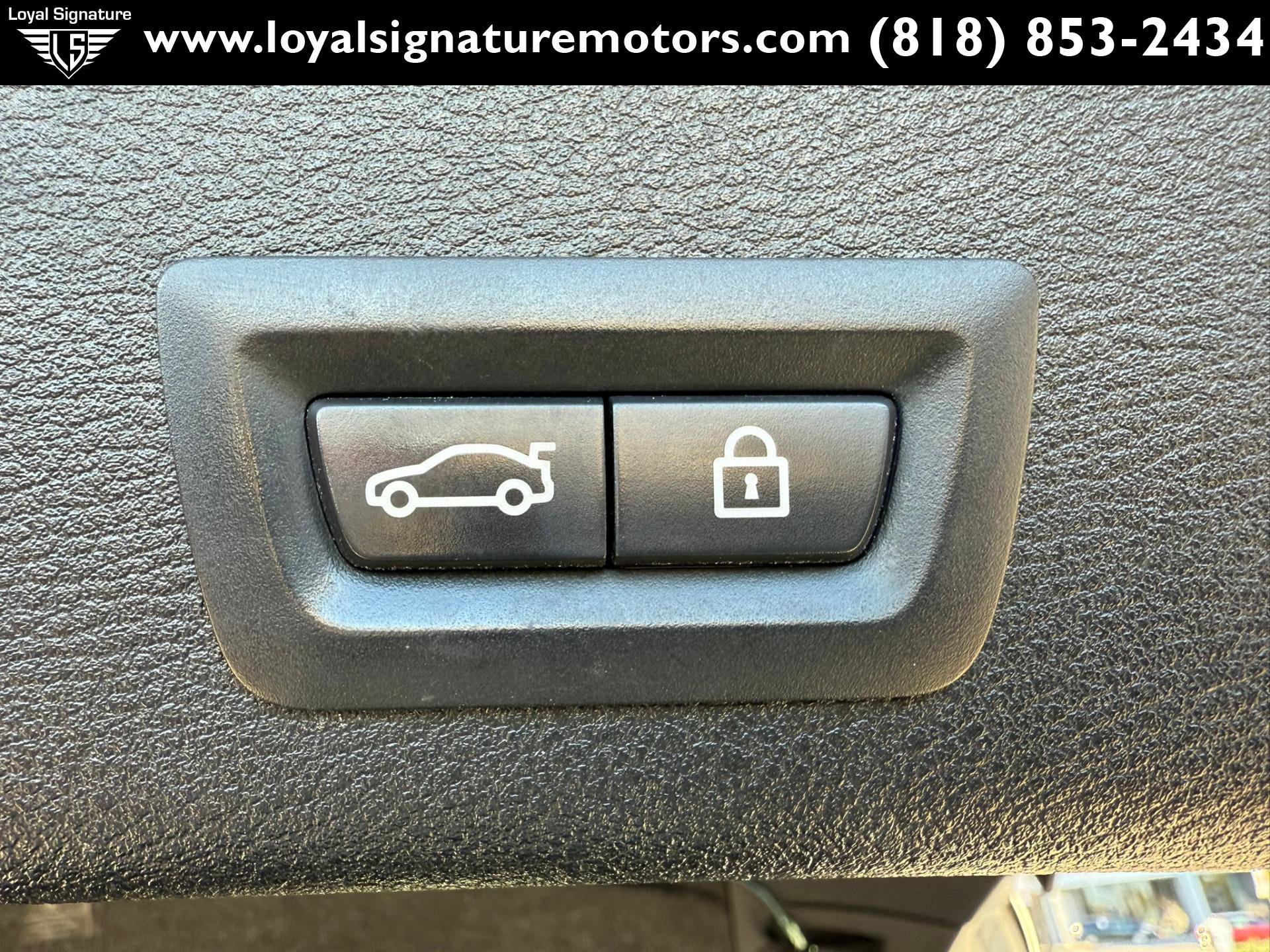 Used 2017 BMW X4 M40i image 10