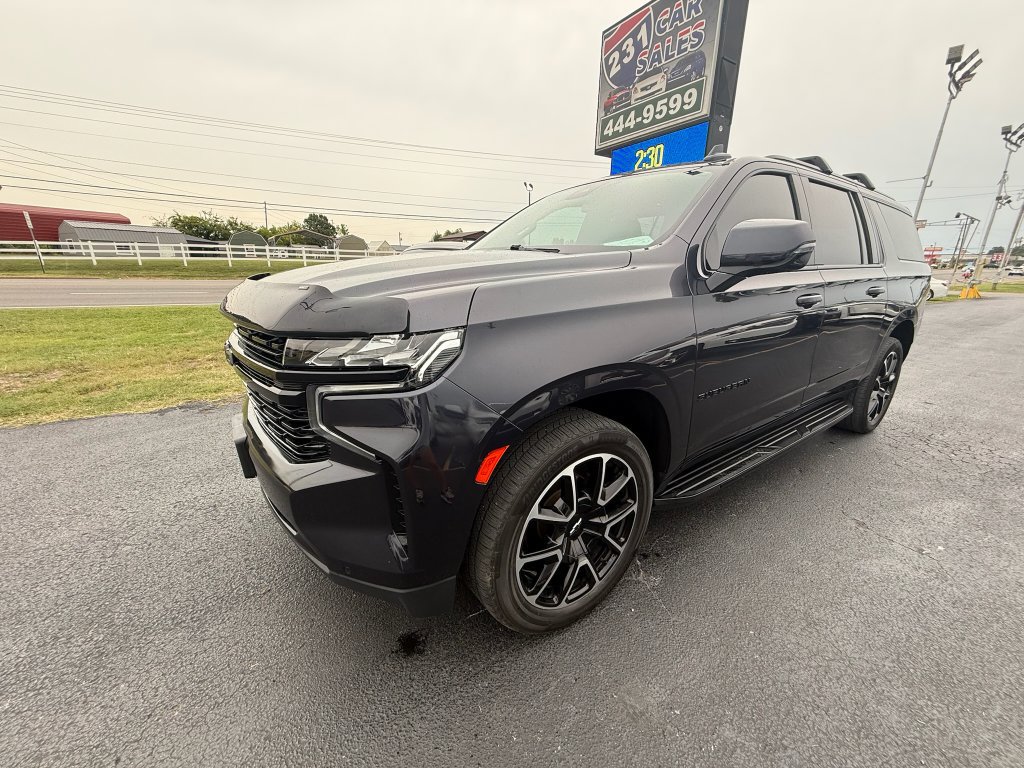 Used 2023 Chevrolet Suburban RST w/ Sport Performance Package AWD/4WD image 8