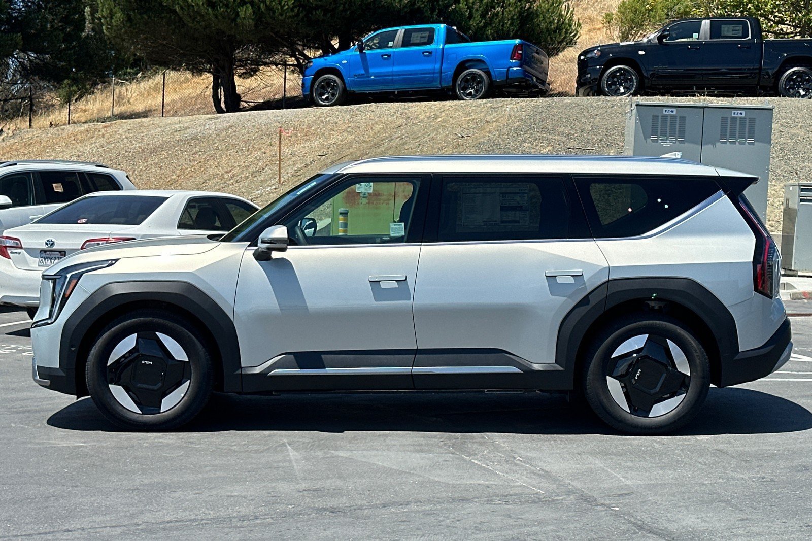 New 2026 Kia EV9 Wind AWD/4WD image 7