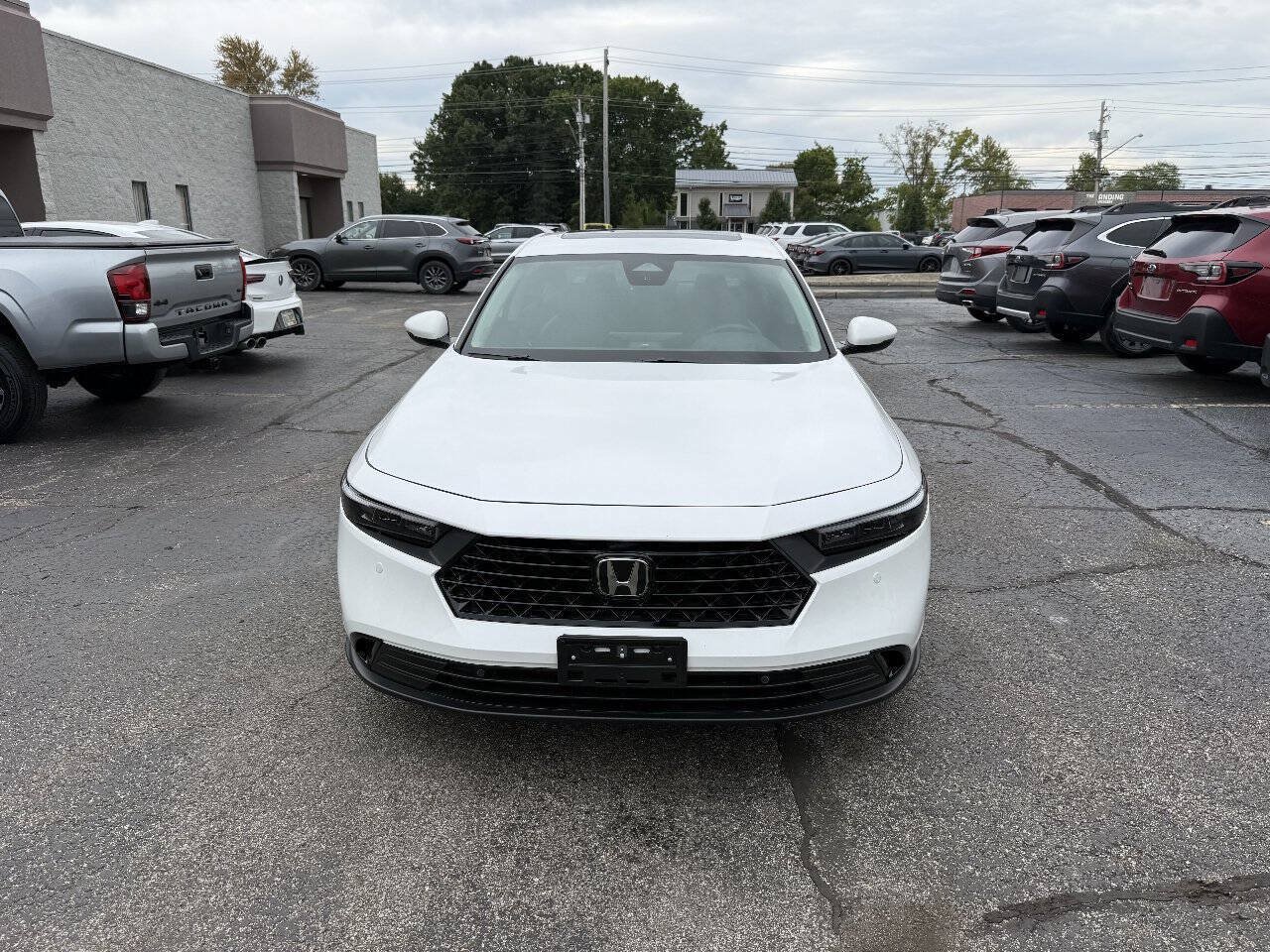Used 2026 Honda Accord Touring image 2
