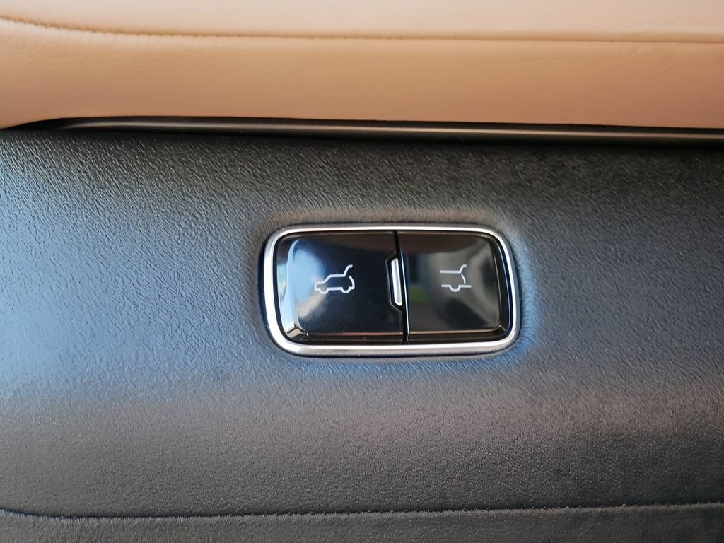 Certified 2025 Lincoln Navigator Black Label AWD/4WD image 19