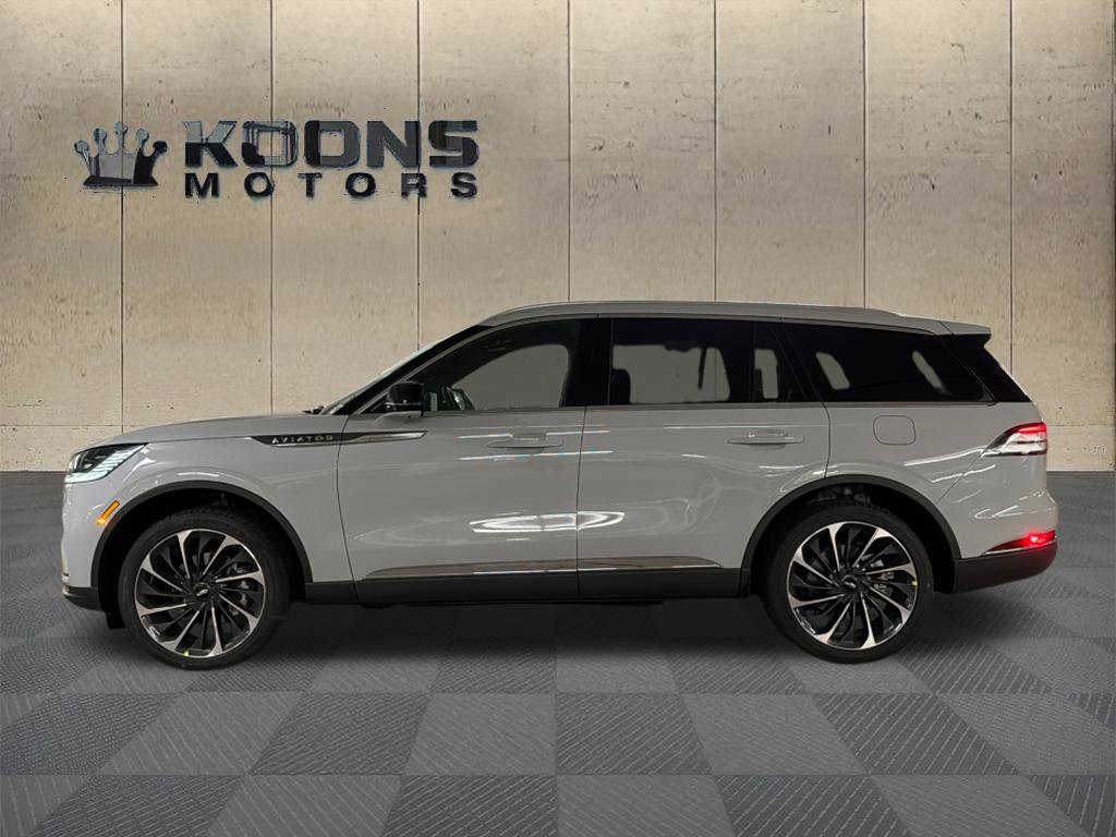 New 2027 Lincoln Aviator Reserve AWD/4WD image 4
