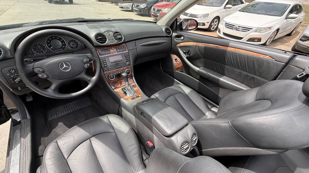 Used 2005 Mercedes-Benz CLK 500 Cabriolet image 46