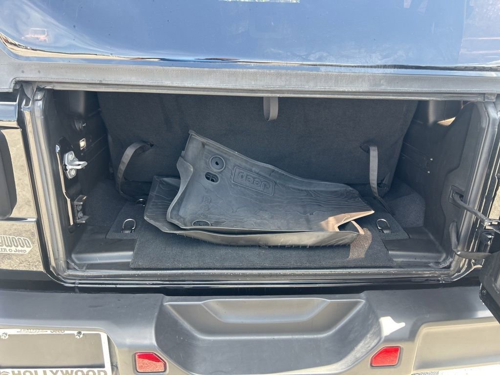 Certified 2023 Jeep Wrangler Rubicon image 32