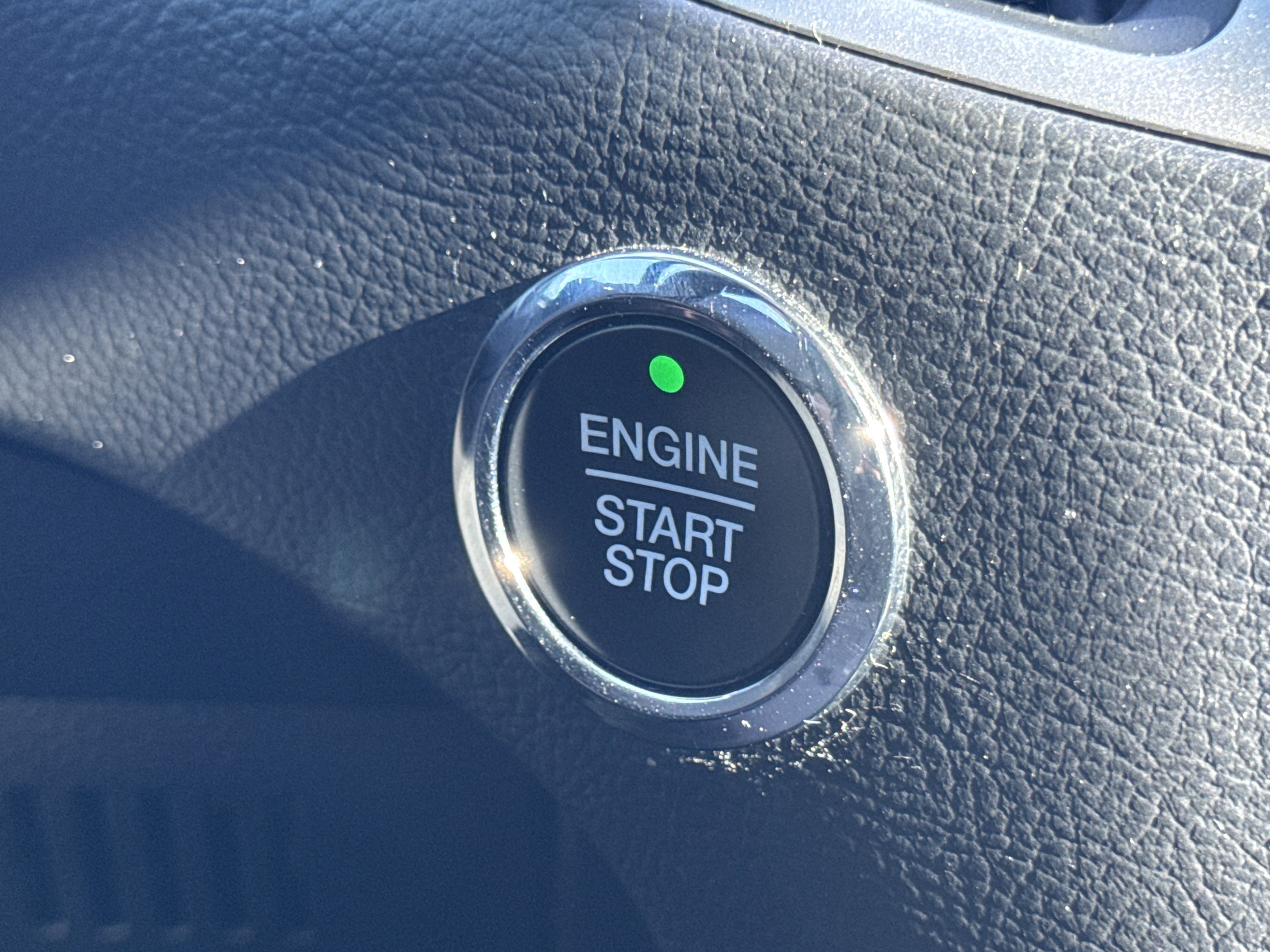 Used 2022 Ford Edge SEL w/ Sport Appearance Package image 17