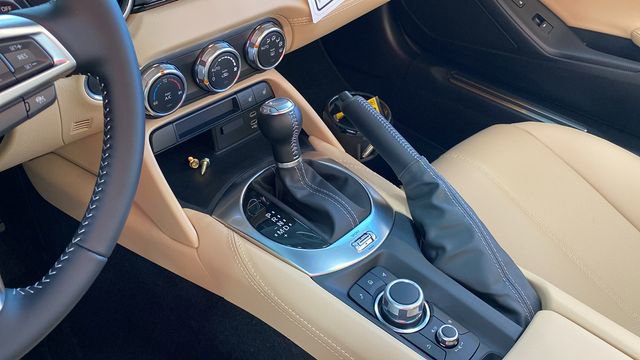 New 2025 MAZDA MX-5 Miata Grand Touring w/ Appearance Package image 9