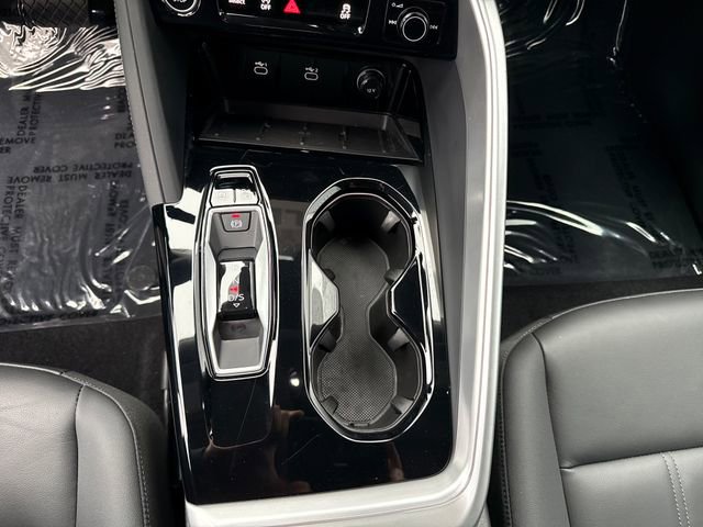Certified 2025 Audi Q5 Premium w/ Convenience Package image 18