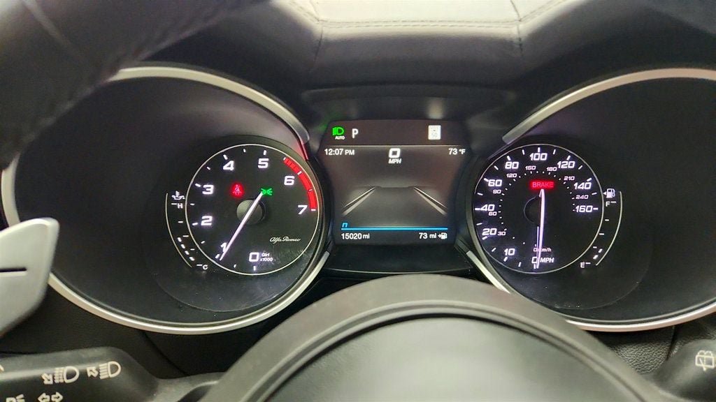 Used 2023 Alfa Romeo Stelvio Veloce AWD/4WD image 16