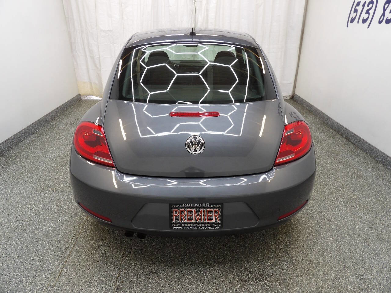 Used 2013 Volkswagen Beetle 2.5 FWD image 5