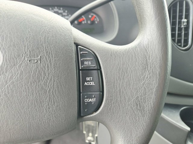 Used 2006 Ford E-150 and Econoline 150 RWD image 18