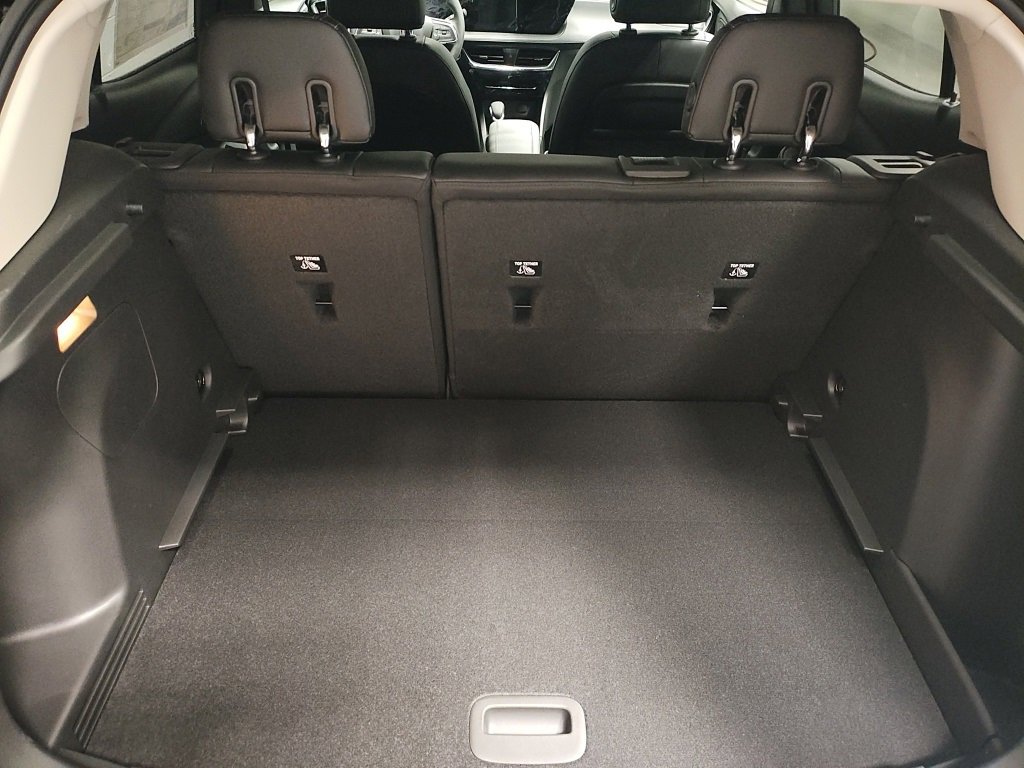 New 2026 Buick Encore GX Avenir w/ Avenir Technology Package image 16