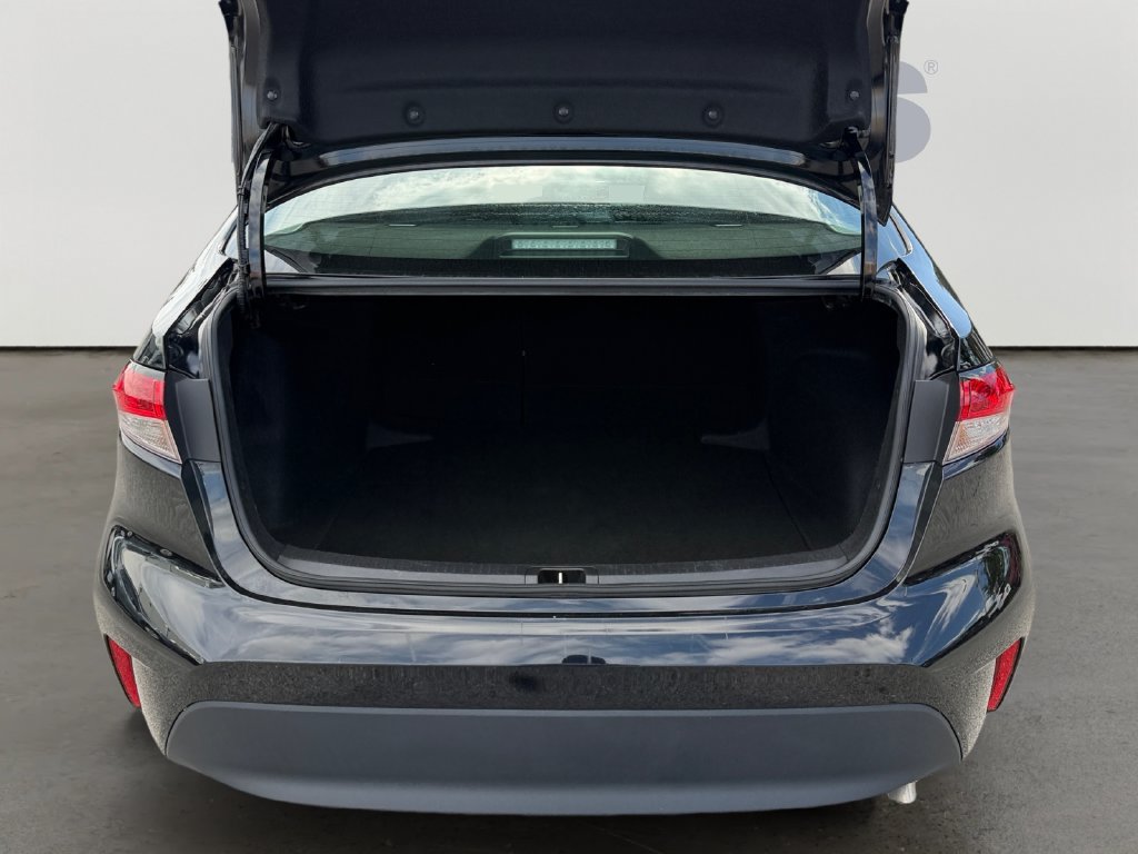 Used 2025 Toyota Corolla LE FWD image 14