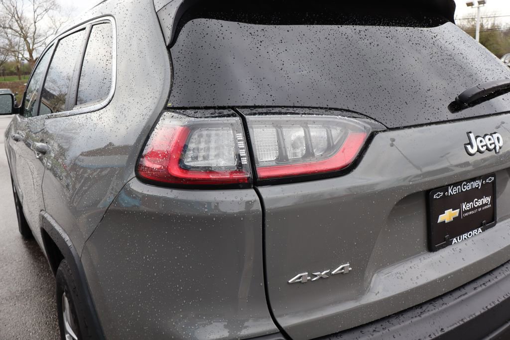 Used 2020 Jeep Cherokee Latitude Plus w/ Cold Weather Group AWD/4WD image 30