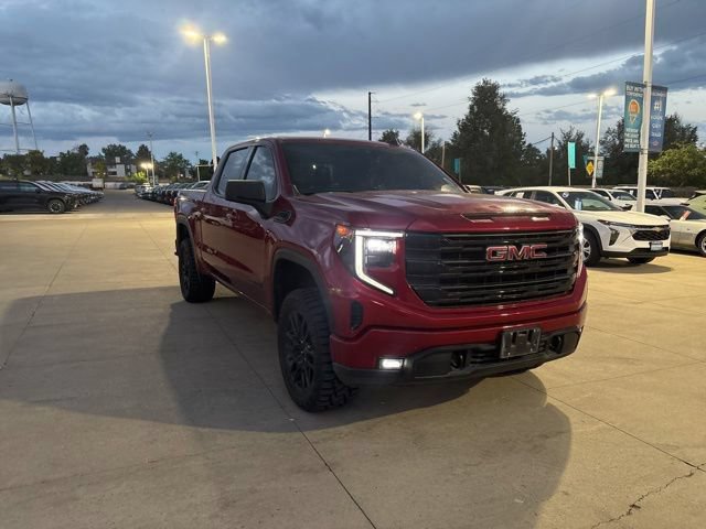 Used 2024 GMC Sierra 1500 Elevation AWD/4WD image 3