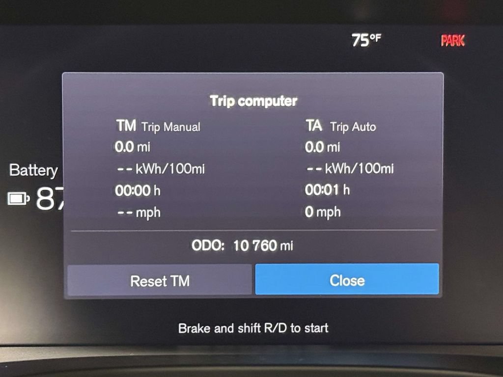Used 2023 Volvo XC40 Recharge Ultimate w/ Protection Package Premier AWD/4WD image 5