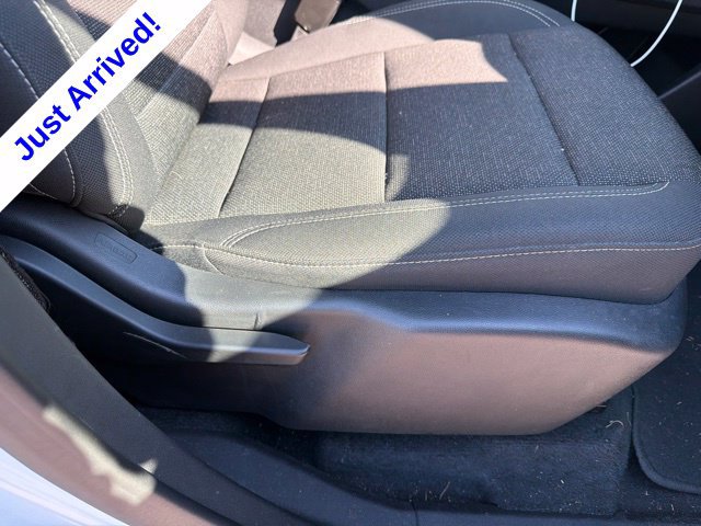 Used 2024 Chevrolet Traverse LS FWD image 20