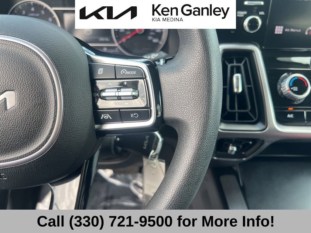 Used 2023 Kia Sorento LX AWD/4WD image 32