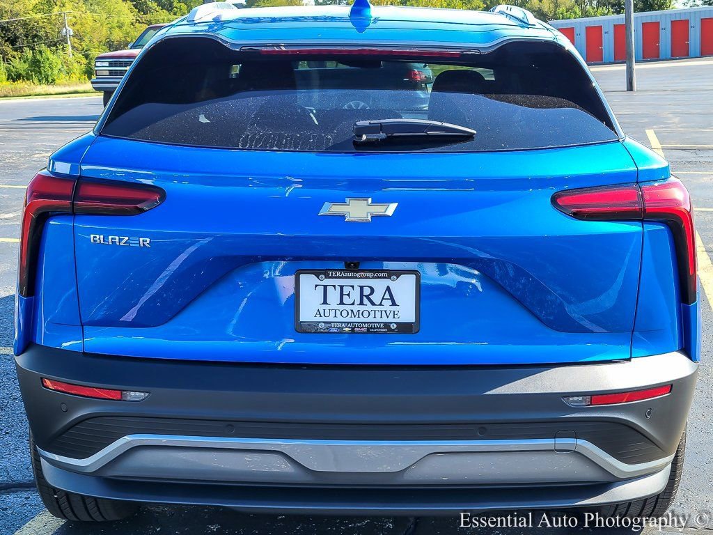 New 2026 Chevrolet Blazer EV LT image 5