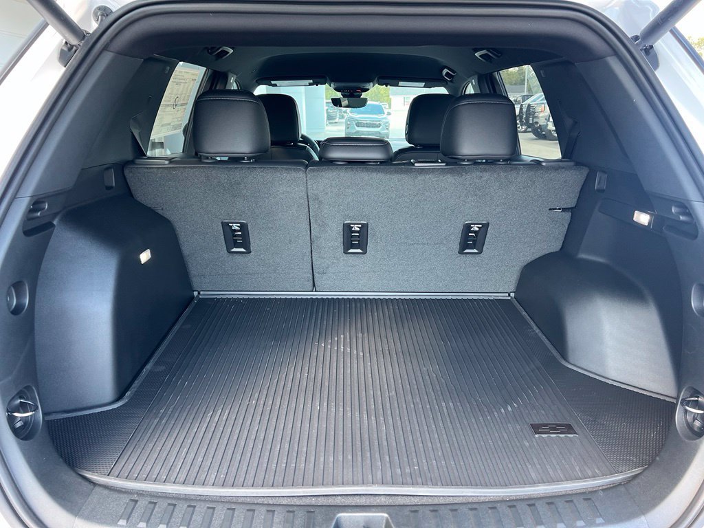 New 2027 Chevrolet Equinox LT w/ Convenience Package II FWD image 23