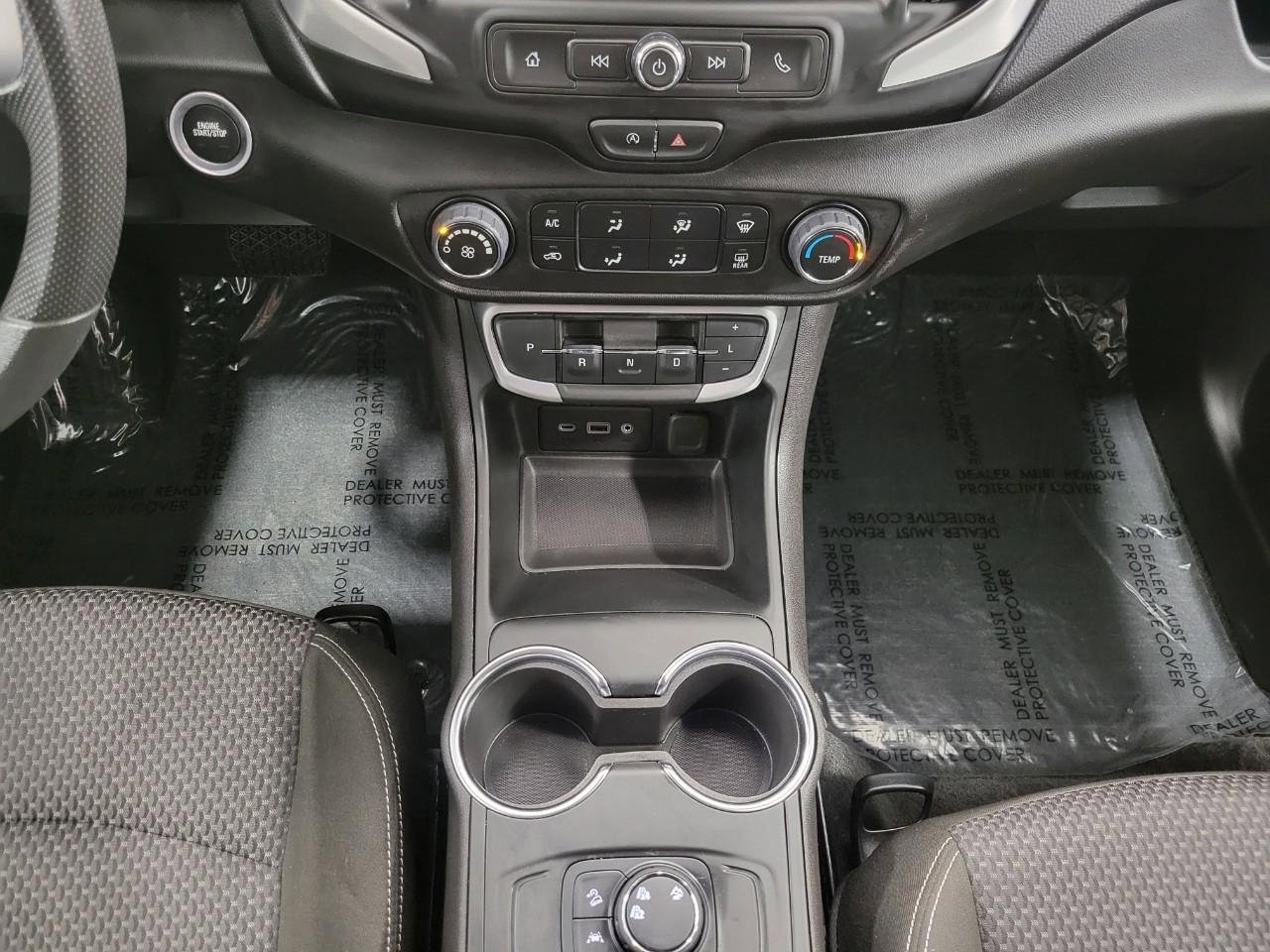 Used 2024 GMC Terrain SLE image 16