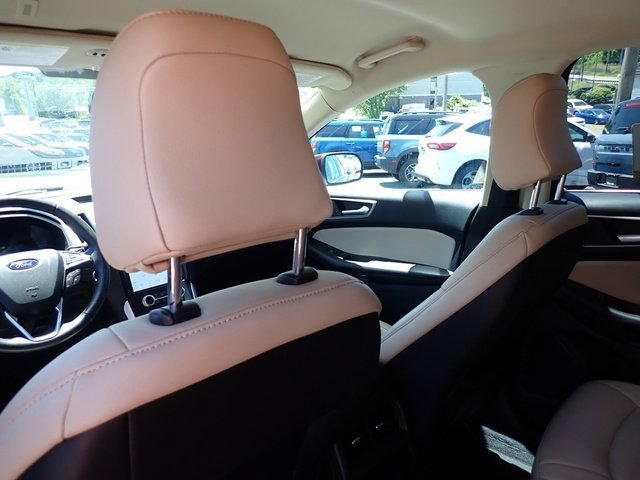 Certified 2024 Ford Edge SEL w/ Convenience Package AWD/4WD image 17