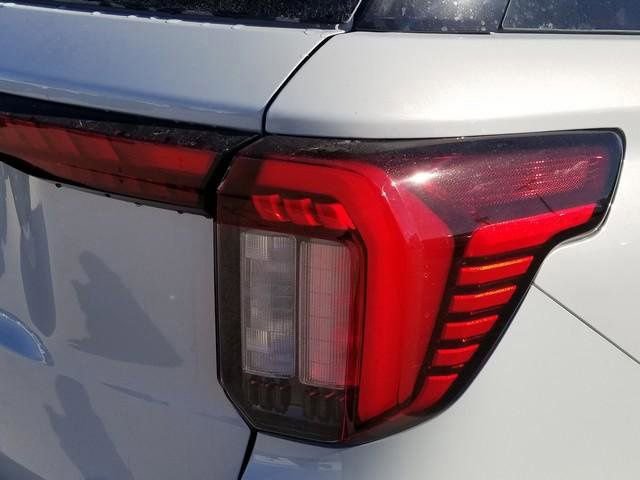 New 2026 Ford Explorer Active image 9