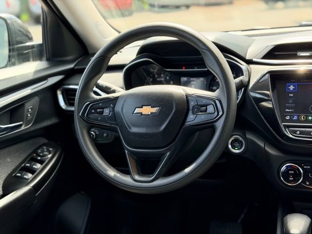 Certified 2023 Chevrolet TrailBlazer LT w/ Convenience Package FWD image 22